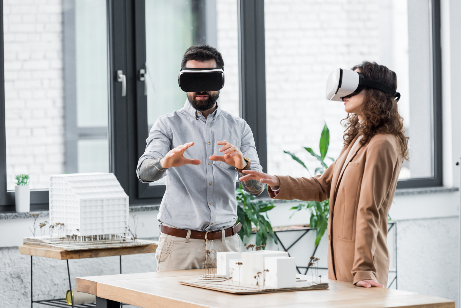 Retail AR VR Solutions for Virtual Shopping Experience